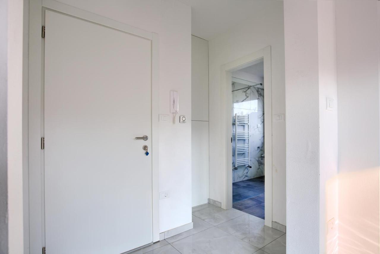 Apartment Vukadin Pula Exteriör bild